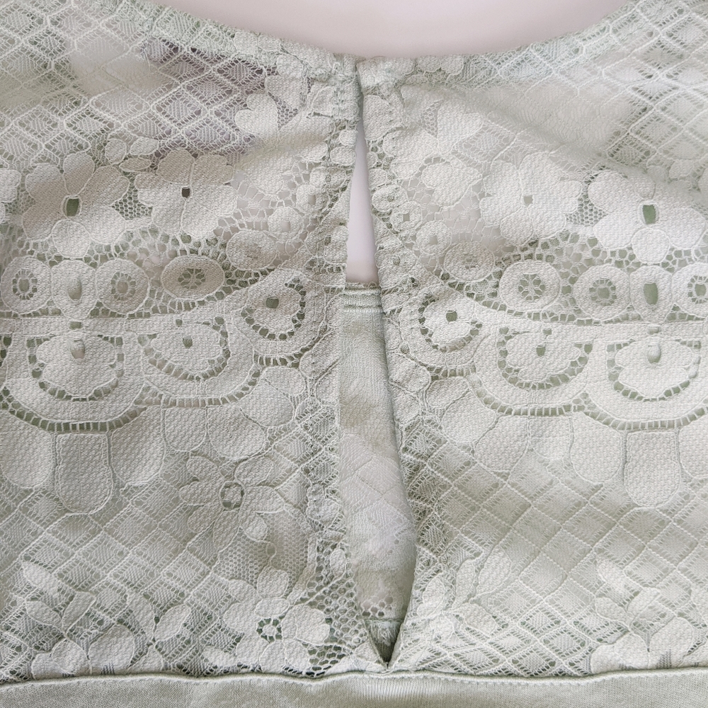 Lace Blouse - Picture 3 of 6